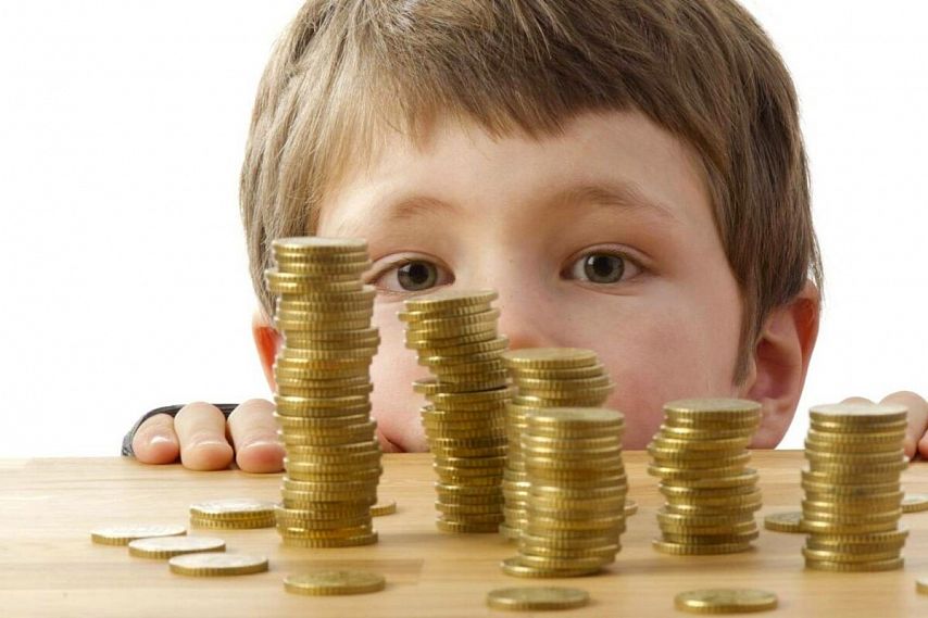 Малообеспеченные семьи Белгородской области получат ежемесячные денежные выплаты на детей раньше срока