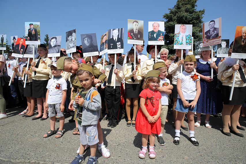 На мемориале у Атаманского леса прошёл митинг в честь Дня Победы