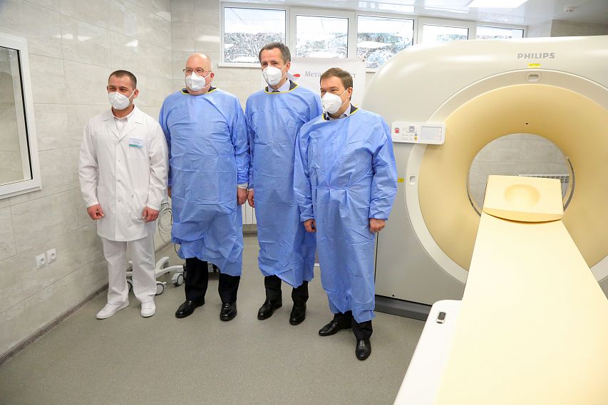 Металлоинвест передал томограф больнице Белгорода