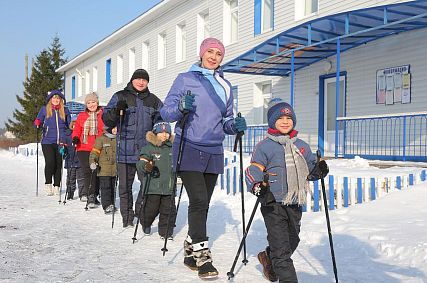 Ходьба вместо фитнеса, еда вместо таблеток: честный разговор о здоровье