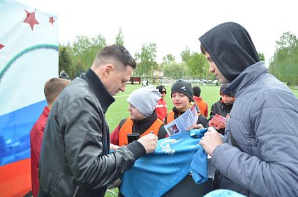 В Старом Осколе побывал бронзовый призёр чемпионата Европы по футболу Игорь Семшов
