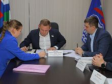 С какими проблемами старооскольцы идут к депутату областной Думы Кириллу Чернову