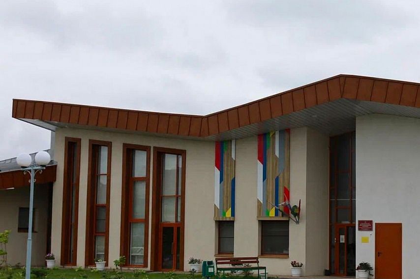 Чиновников не устроило качество работ по строительству школы в старооскольском микрорайоне Северный
