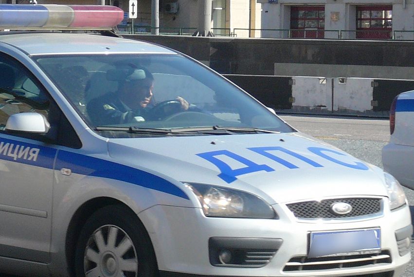 Автомобилист из Старого Оскола принёс извинения инспекторам ДПС