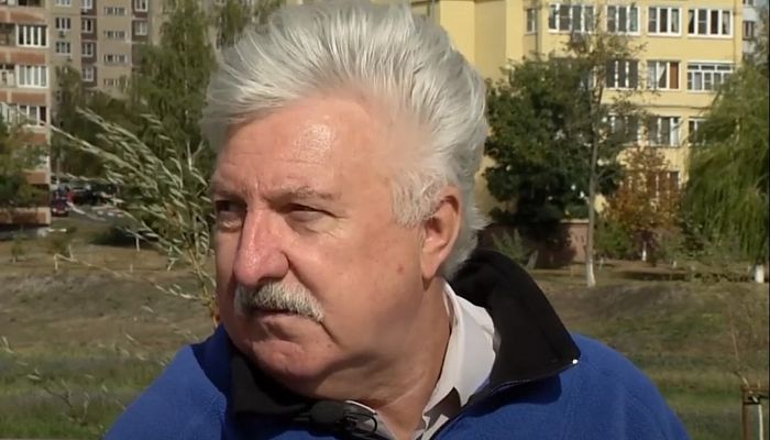 Пенсионер ОЭМК Александр Шаталов о пути в профессию 