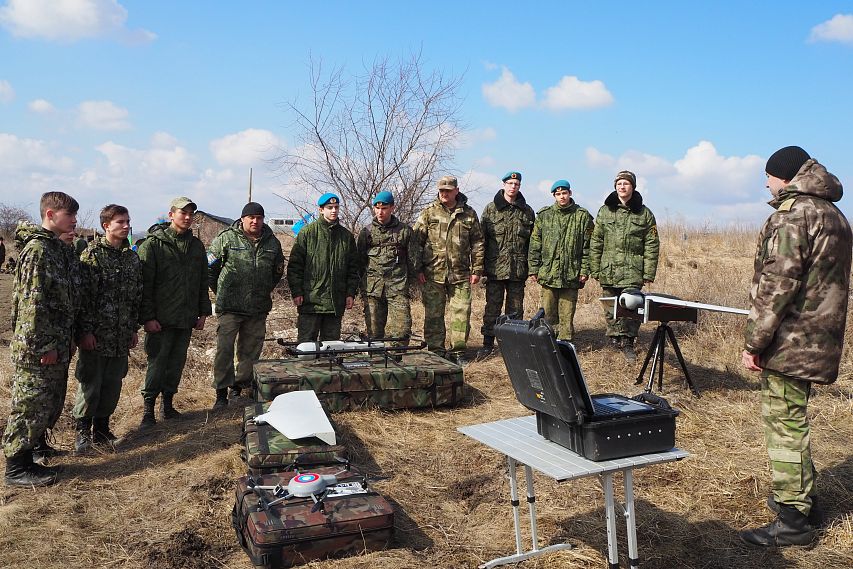 В Белгородской области курсанты военно-патриотических клубов три дня провели в полевых условиях