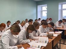 500 первокурсников начали учёбу в обновлённом медколледже
