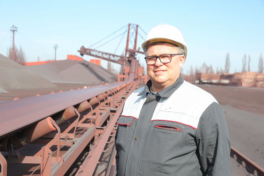 Андрей Щаденко. Заместитель начальника фабрики окомкования и металлизации по производству
