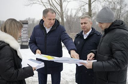 Гладков в Старом Осколе проверил школы, колледж и IT-классы