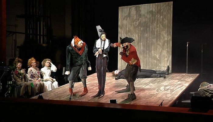 Театр на Малой Бронной представил для жителей Старого Оскола спектакль в старинном жанре 