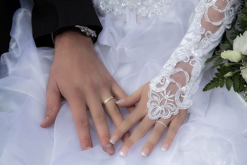 Свадьба подождёт: коронавирус мешает оскольчанам жениться