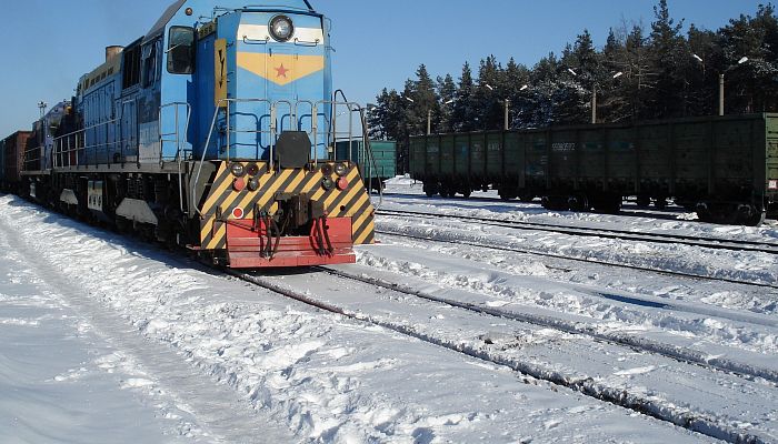 Работа железнодорожного цеха ОЭМК в зимних условиях