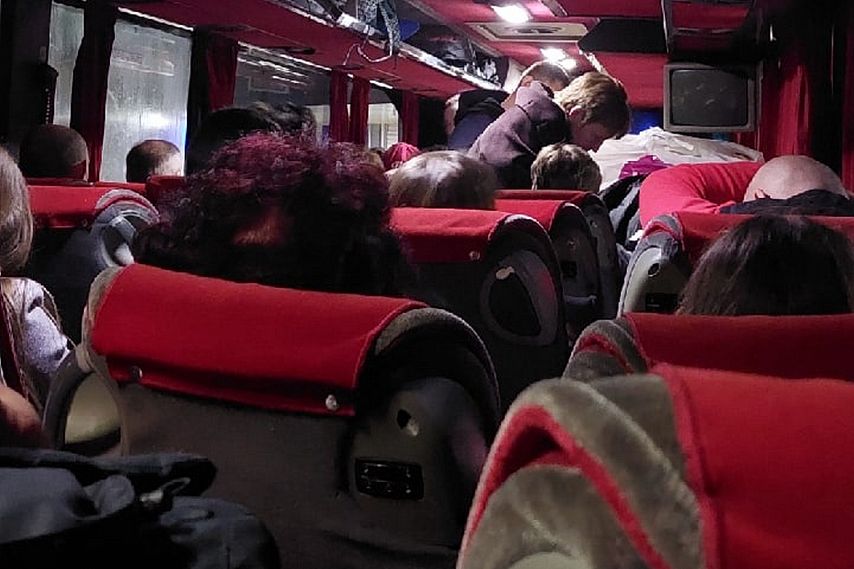 Пассажирам автобуса Губкин-Москва пришлось несколько часов провести в Старом Осколе