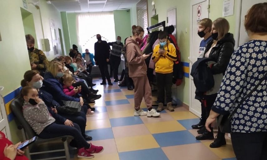 Старооскольцы жалуются в соцсетях на очереди в детской поликлинике