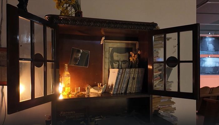 В Старом Осколе открылась выставка уральского поэта Бориса Рыжего