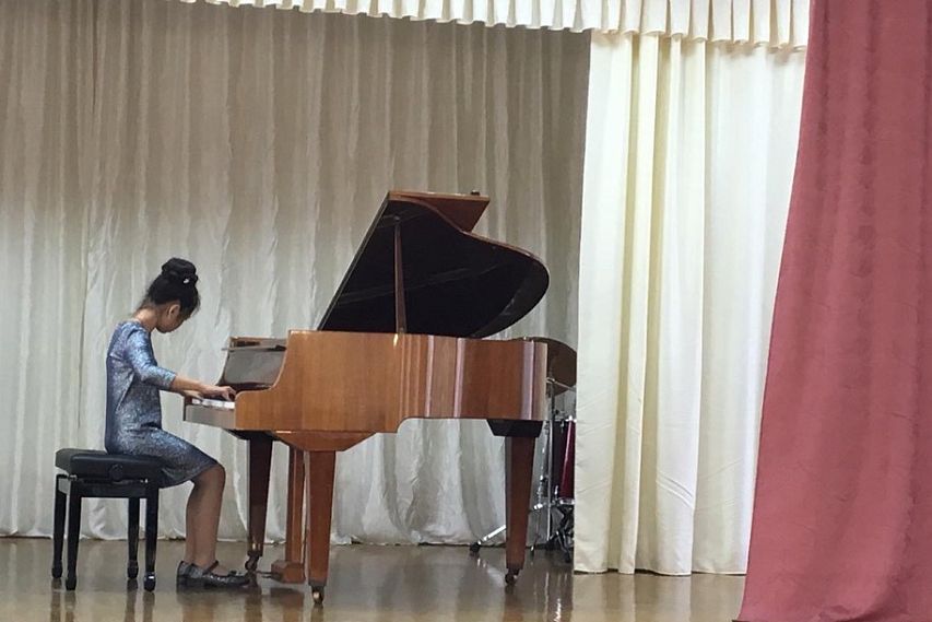 Юные виртуозы соревновались в исполнении фортепианных этюдов
