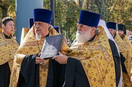 В Старый Оскол привезут икону Николая Чудотворца, связанную с преданием о «Зоином стоянии»