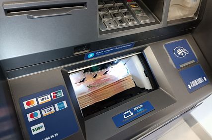 Староосколец перевёл мошенникам более 2 миллионов кредитных рублей