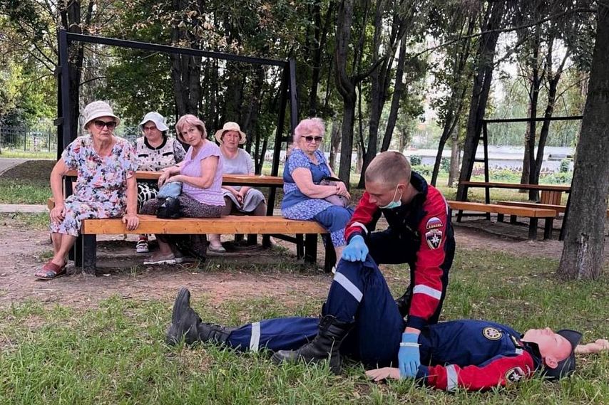 Курсы по оказанию первой помощи начали проводить в старооскольских парках и скверах