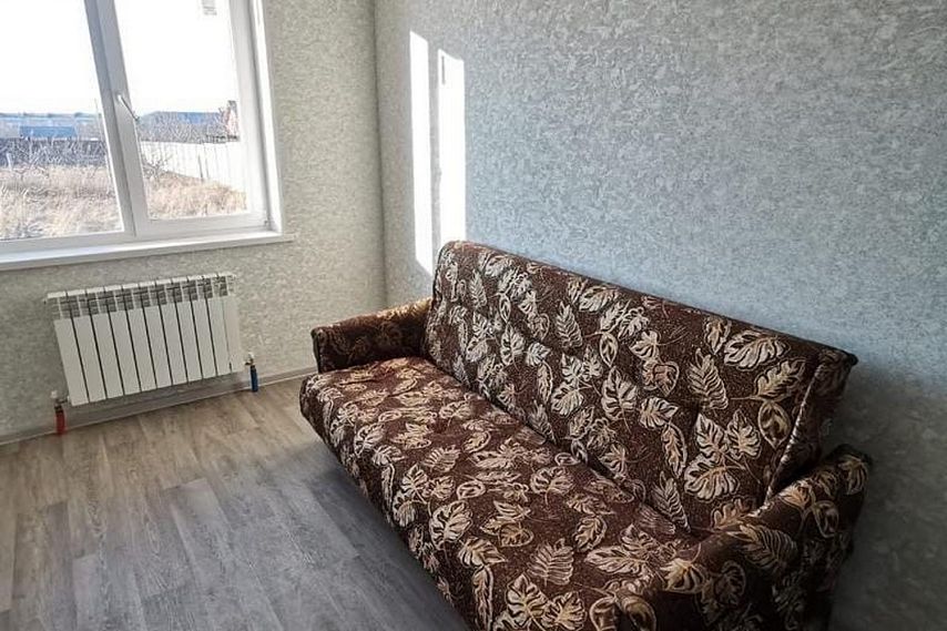 В Старом Осколе в канун Нового года 18 сирот получили ключи от новых квартир