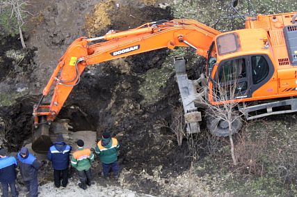 Очередной порыв оставил без воды жителей микрорайона Зелёный лог в Старом Осколе