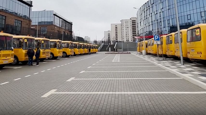 Автопарк школьных автобусов Старого Оскола пополнился новой техникой