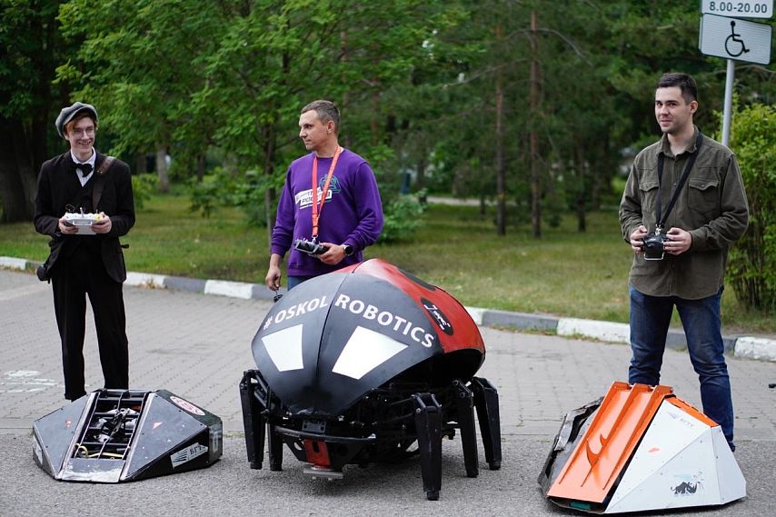 «Оскол Роботикс» выступит против умных машин из Туниса и Индии