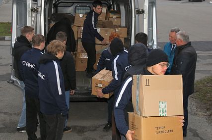 Фонд «Поколение» передал старооскольской окружной больнице партию гуманитарной помощи 