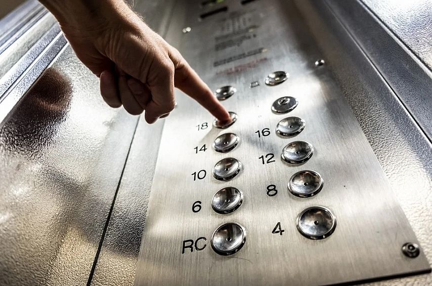В многоэтажках Старого Оскола заменят 84 лифта