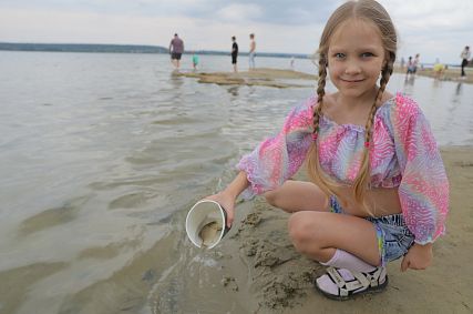 Какие желания загадывали дети, выпуская рыбок в оскольское водохранилище на экоакции