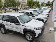 Десять автомобилей получили в подарок от Металлоинвеста старооскольские сельские территории