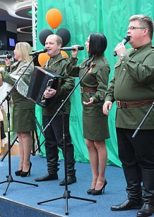 Концерт вокального ансамбля «Оазис» «Споемте, друзья!»