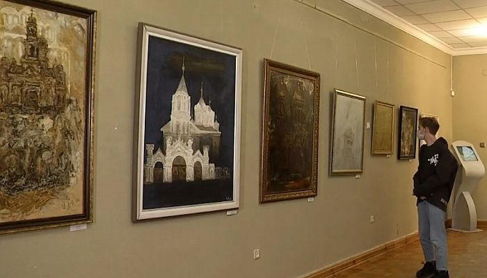 Тематическая выставка Ильи Хегая открылась в Старооскольском краеведческом музее