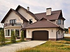 Продаётся земельный участок 8 соток прописка,свет,газ,остановка рядом