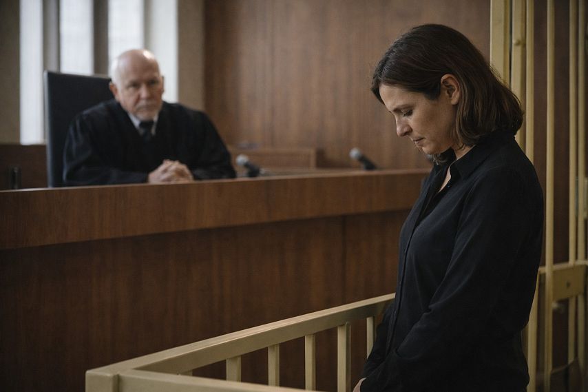 Осуждённая за фиктивные трудовые договоры с иностранцами оскольчанка избежит колонии до 2038 года