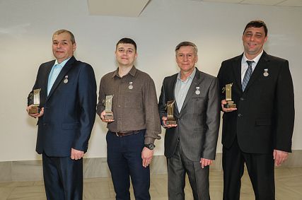 На ОЭМК в четырнадцатый раз вручили премию имени Алексея Угарова